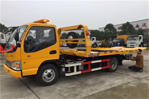 新浜镇哪里有拖车服务