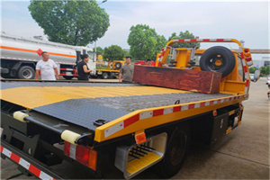 新浜镇附近拖车电话号码服务