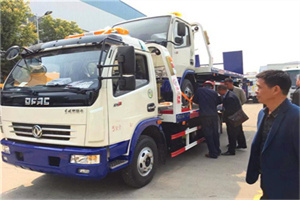 新浜镇汽车道路救援拖车价格